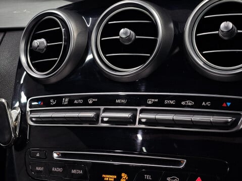 Mercedes-Benz C Class 1.6 C200d AMG Line (Premium) G-Tronic+ Euro 6 (s/s) 4dr 64