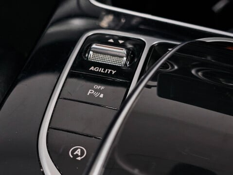 Mercedes-Benz C Class 1.6 C200d AMG Line (Premium) G-Tronic+ Euro 6 (s/s) 4dr 69