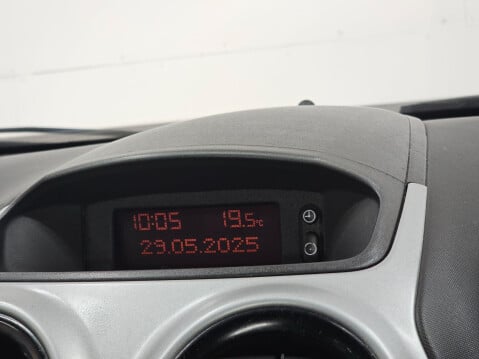 Vauxhall Corsa 1.2i 16v SXi 5dr 67