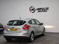 Ford Focus 1.0T EcoBoost Zetec Euro 5 (s/s) 5dr 8