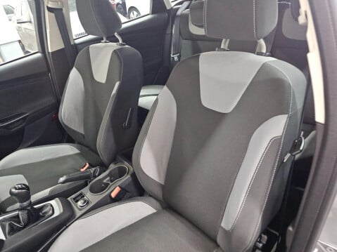 Ford Focus 1.0T EcoBoost Zetec Euro 5 (s/s) 5dr 17