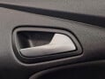 Ford Focus 1.0T EcoBoost Zetec Euro 5 (s/s) 5dr 63