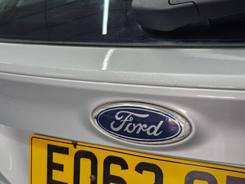 Ford Focus 1.0T EcoBoost Zetec Euro 5 (s/s) 5dr 81