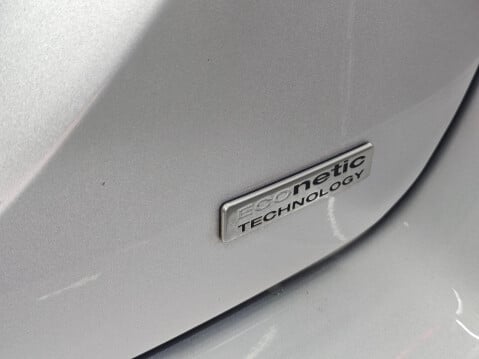 Ford Focus 1.0T EcoBoost Zetec Euro 5 (s/s) 5dr 83