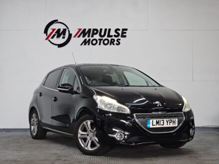 Peugeot 208 1.2 VTi Allure Euro 5 5dr