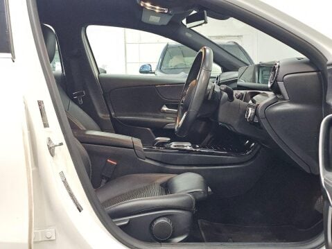 Mercedes-Benz A Class 1.5 A180d Sport (Executive) 7G-DCT Euro 6 (s/s) 5dr 10