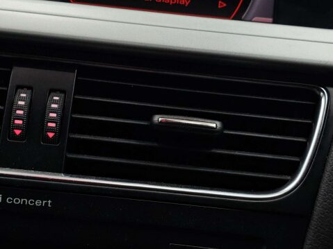 Audi A4 2.0 TFSI Executive S line S Tronic quattro Euro 5 4dr 65