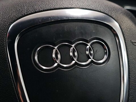 Audi A4 2.0 TFSI Executive S line S Tronic quattro Euro 5 4dr 33