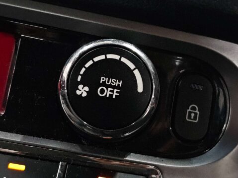 Kia Rio 1.4 Rio 3 3dr 55