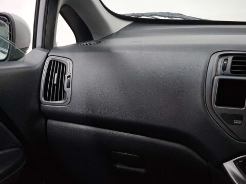 Kia Rio 1.4 Rio 3 3dr 11