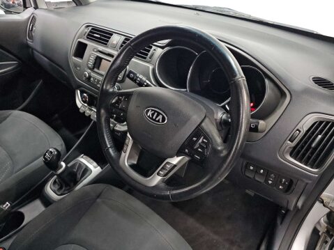 Kia Rio 1.4 Rio 3 3dr 14