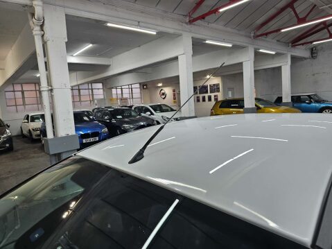 Ford Fiesta 1.4 Fiesta Titanium 5dr 97