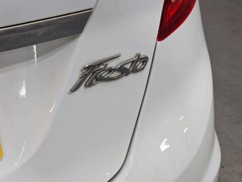 Ford Fiesta 1.4 Fiesta Titanium 5dr 87