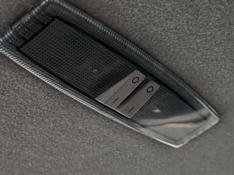 Vauxhall Corsa 1.4 Corsa SE 5dr 32