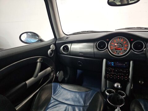 Mini Hatch 1.6 Cooper S 3dr 26