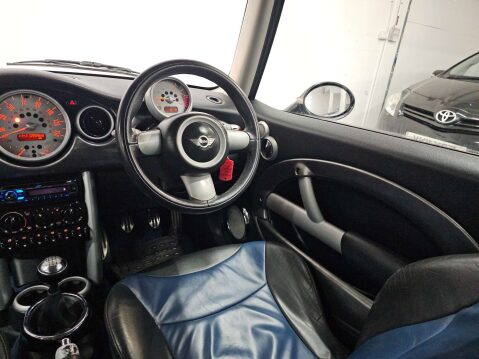 Mini Hatch 1.6 Cooper S 3dr 25