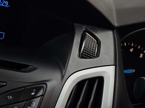 Ford Focus 1.0 Focus Zetec T 5dr 67