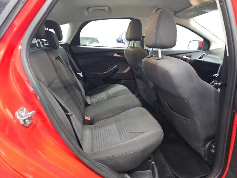 Ford Focus 1.0 Focus Titanium 5dr 14