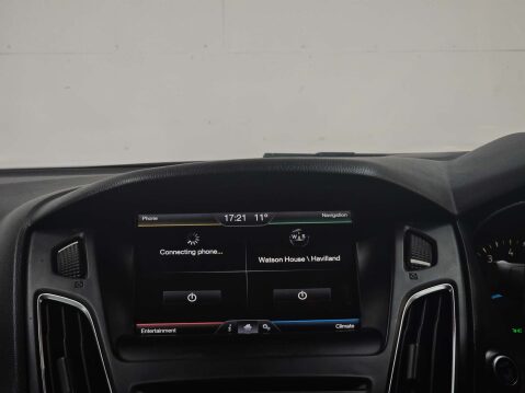 Ford Focus 1.0 Focus Titanium 5dr 32