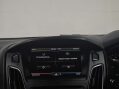 Ford Focus 1.0 Focus Titanium 5dr 32