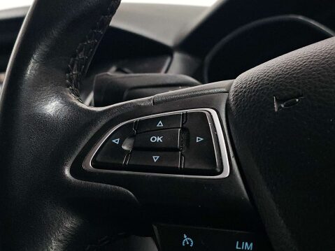 Ford Focus 1.0 Focus Titanium 5dr 73