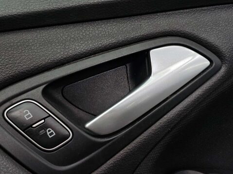 Ford Focus 1.0 Focus Zetec 5dr 42