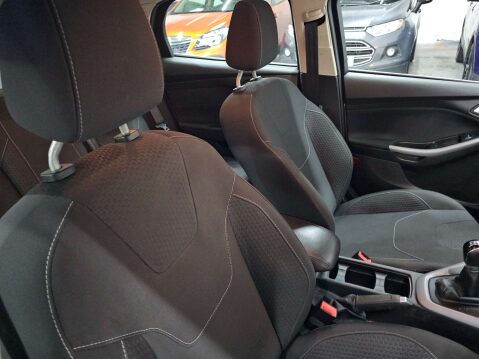 Ford Focus 1.0 Focus Zetec 5dr 15