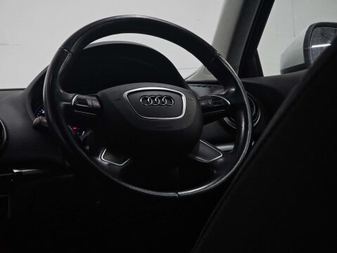 Audi A3 1.4 TFSI CoD S line Sportback 5dr Petrol Manual Euro 6 (s/s) (140 ps) 26