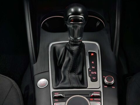 Audi A3 1.4 TFSI CoD S line Sportback 5dr Petrol Manual Euro 6 (s/s) (140 ps) 44