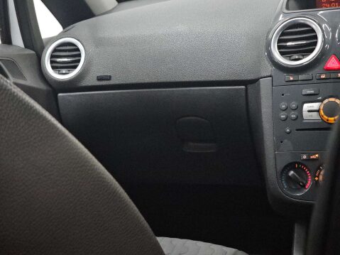 Vauxhall Corsa 1.2 Corsa SE 5dr 30