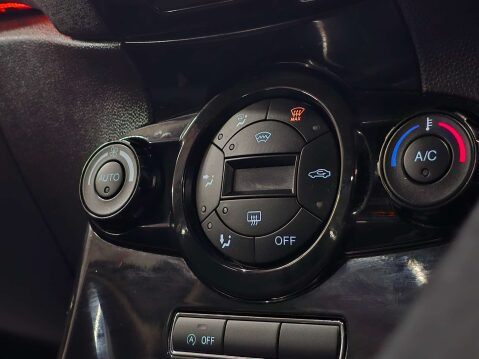 Ford Fiesta 1.0 Fiesta Titanium 5dr 57