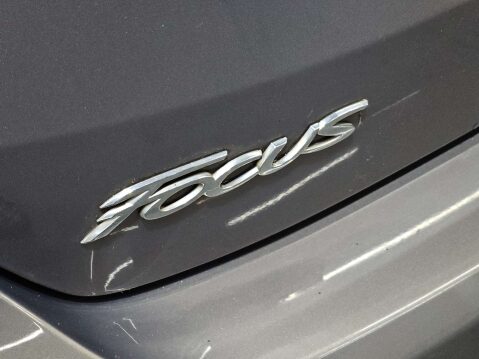 Ford Focus 1.5 Focus Titanium 5dr 92