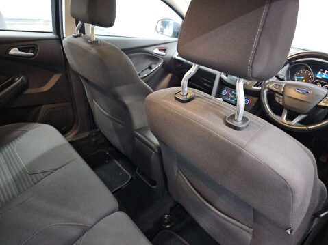 Ford Focus 1.5 Focus Titanium 5dr 17