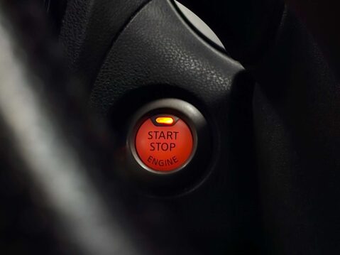 Nissan Juke 1.2 Juke N-Connecta DiG-T 5dr 70