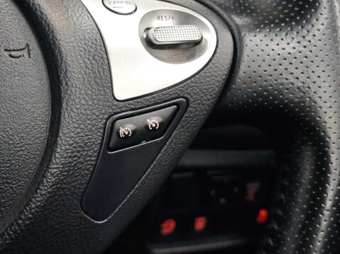 Nissan Juke 1.2 Juke N-Connecta DiG-T 5dr 64