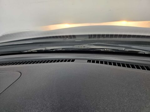 Nissan Juke 1.2 Juke N-Connecta DiG-T 5dr 83