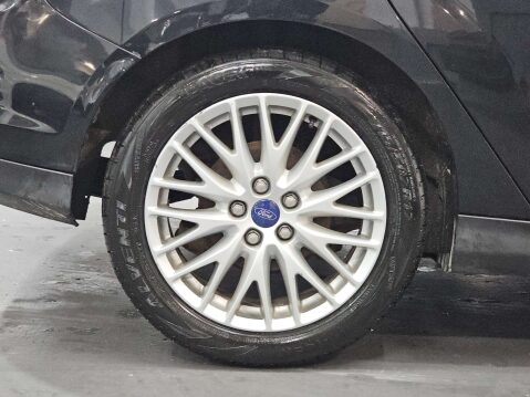 Ford Focus 1.0 Focus Zetec T 5dr 9