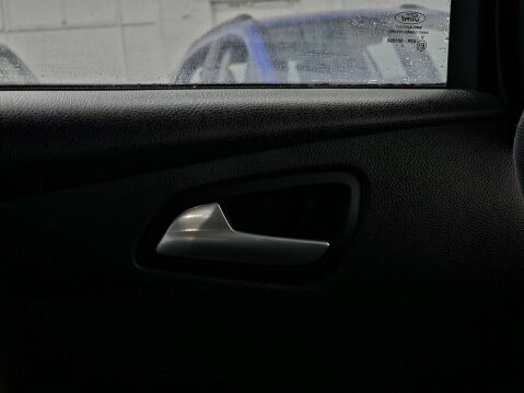 Ford Focus 1.0 Focus Zetec T 5dr 40