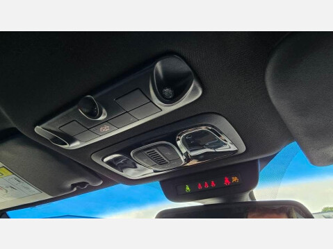 Alfa Romeo Giulietta 2.0 JTDM-2 QV Line TCT Euro 5 (s/s) 5dr 85