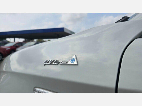 Alfa Romeo Giulietta 2.0 JTDM-2 QV Line TCT Euro 5 (s/s) 5dr 6