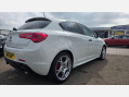 Alfa Romeo Giulietta 2.0 JTDM-2 QV Line TCT Euro 5 (s/s) 5dr 20