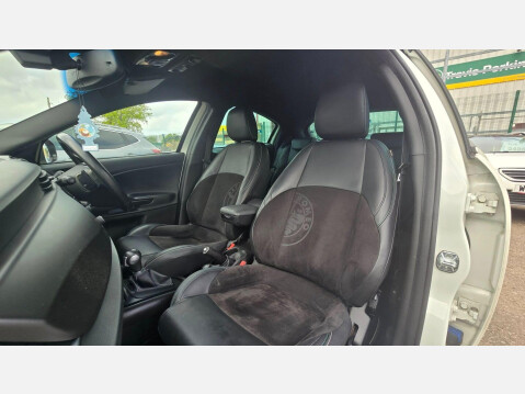 Alfa Romeo Giulietta 2.0 JTDM-2 QV Line TCT Euro 5 (s/s) 5dr 46