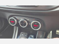 Alfa Romeo Giulietta 2.0 JTDM-2 QV Line TCT Euro 5 (s/s) 5dr 73