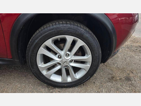 Nissan Juke 1.5 dCi 8v Tekna Euro 5 (s/s) 5dr 23
