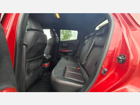Nissan Juke 1.5 dCi 8v Tekna Euro 5 (s/s) 5dr 31