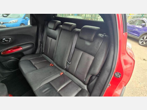 Nissan Juke 1.5 dCi 8v Tekna Euro 5 (s/s) 5dr 33