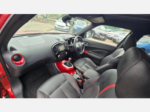 Nissan Juke 1.5 dCi 8v Tekna Euro 5 (s/s) 5dr 37