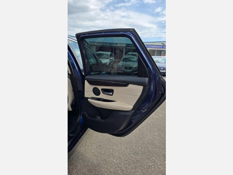 BMW 2 Series 1.5 218i Luxury Euro 6 (s/s) 5dr 28