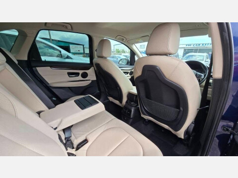 BMW 2 Series 1.5 218i Luxury Euro 6 (s/s) 5dr 32