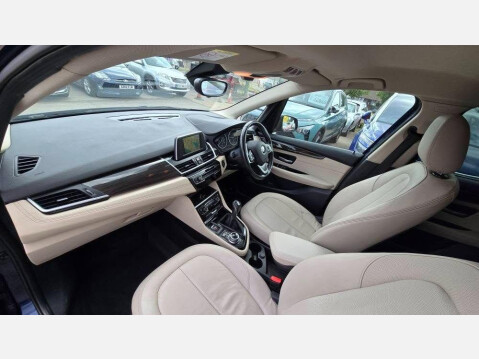 BMW 2 Series 1.5 218i Luxury Euro 6 (s/s) 5dr 47